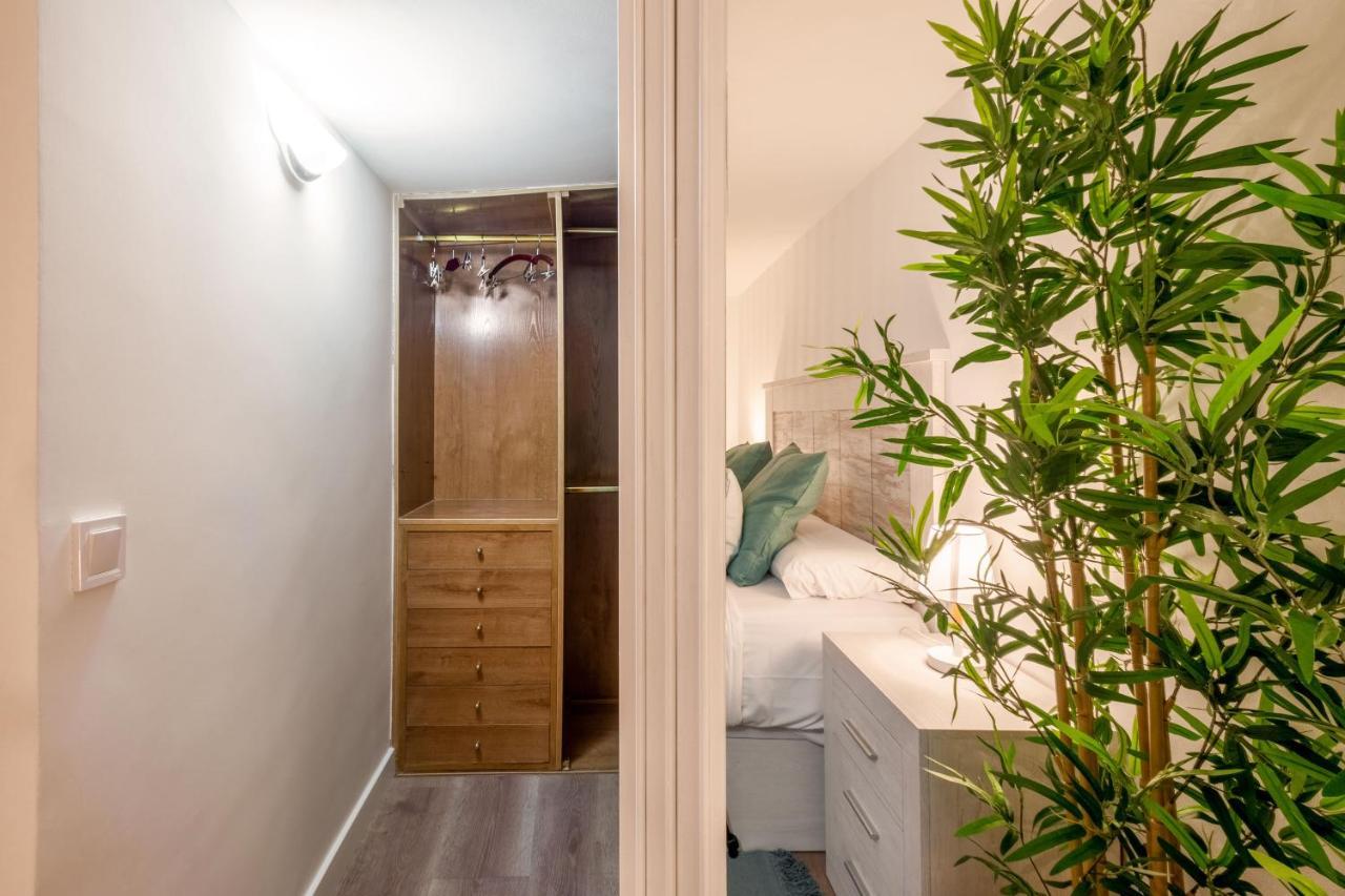 1 Bedroom 1 Bathroom Furnished - Lavapies - Duplex Madrid Exteriér fotografie