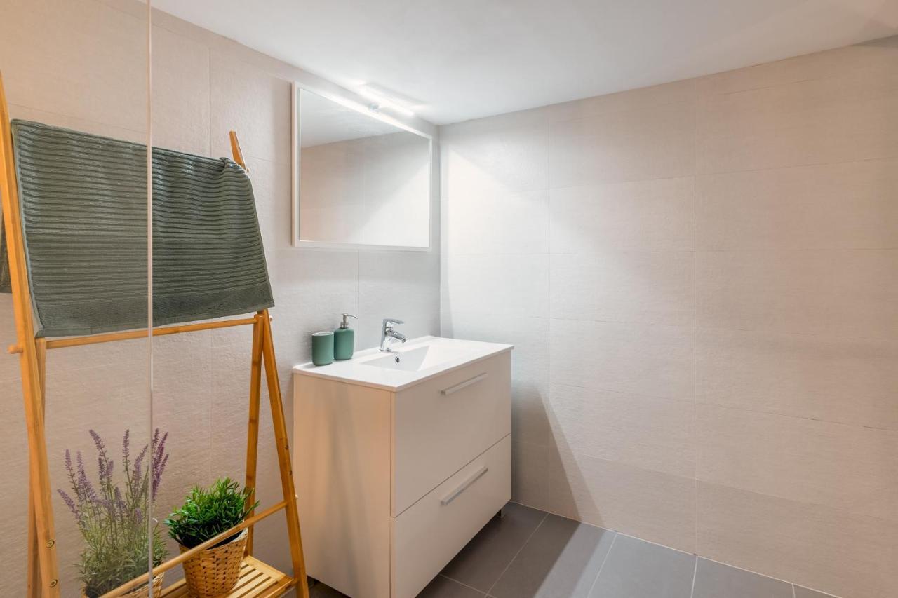 1 Bedroom 1 Bathroom Furnished - Lavapies - Duplex Madrid Exteriér fotografie